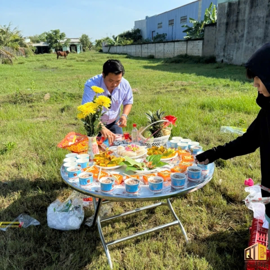 THI CÔNG BIỆT THỰ NHÀ HÀNG CƠM NIÊU